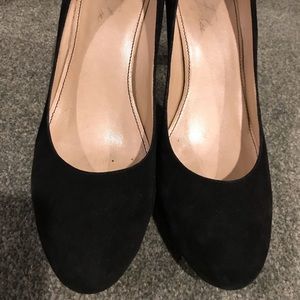 Marc Fisher platform pumps, black, size 10M